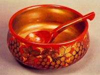 Золотистый лак